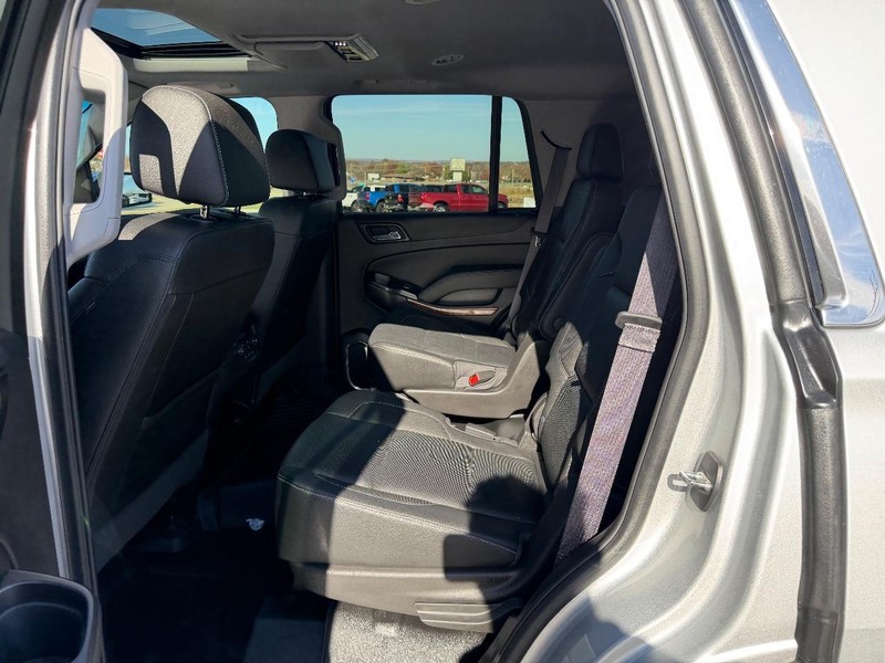 Chevrolet Tahoe Vehicle Image 09