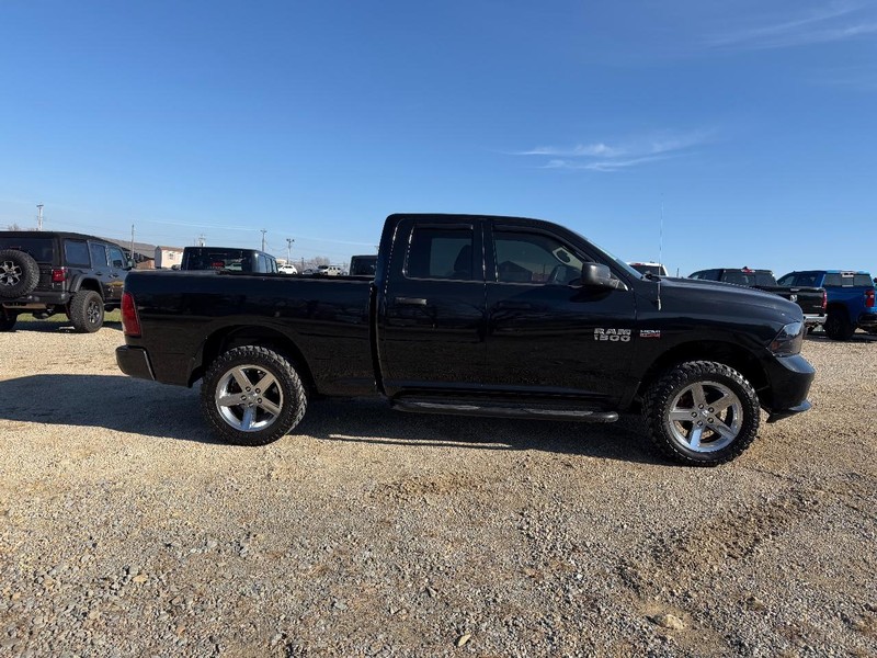 Ram 1500 Vehicle Image 02