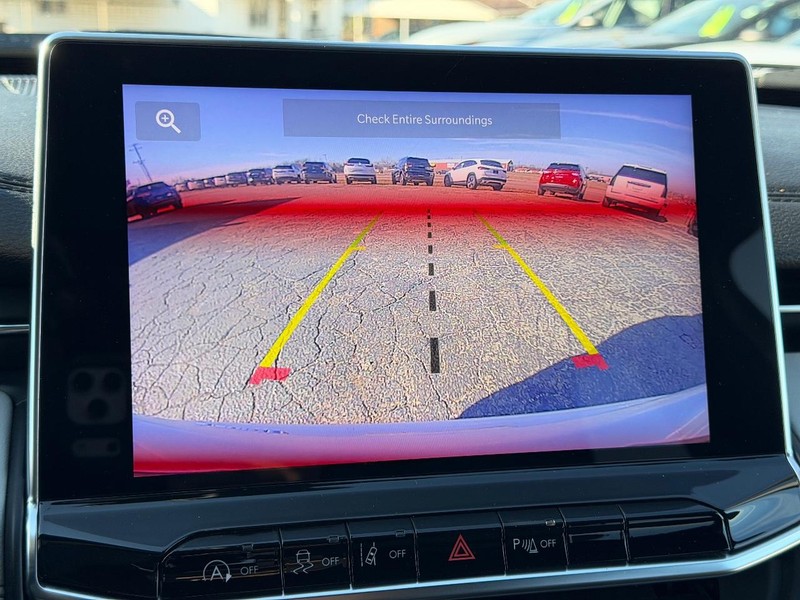 Jeep Compass Vehicle Image 19