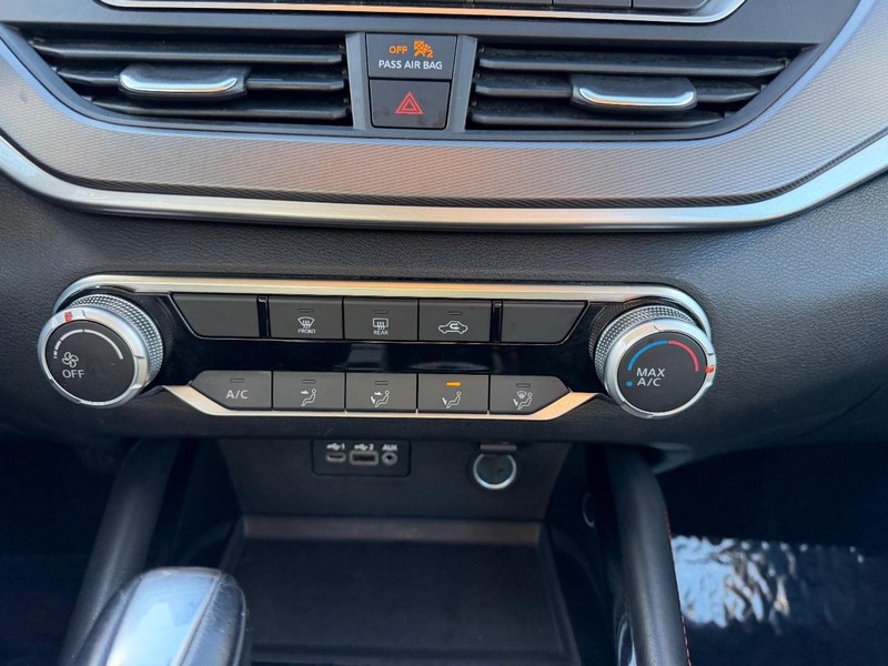 Undefined   Vehicle Image 12