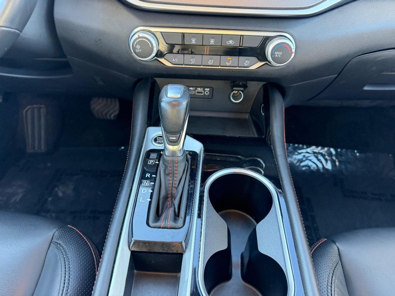 Undefined   Vehicle Image 13