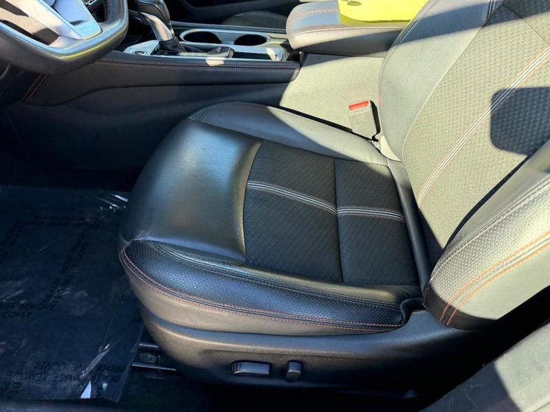 Undefined   Vehicle Image 16