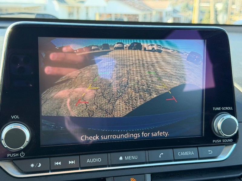 Undefined   Vehicle Image 18