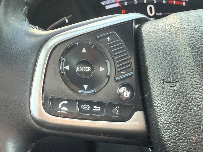 Honda CR-V Vehicle Image 14