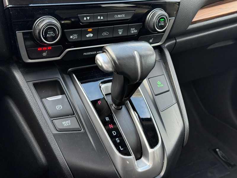 Honda CR-V Vehicle Image 18