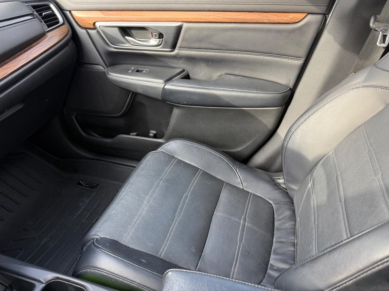 Honda CR-V Vehicle Image 19