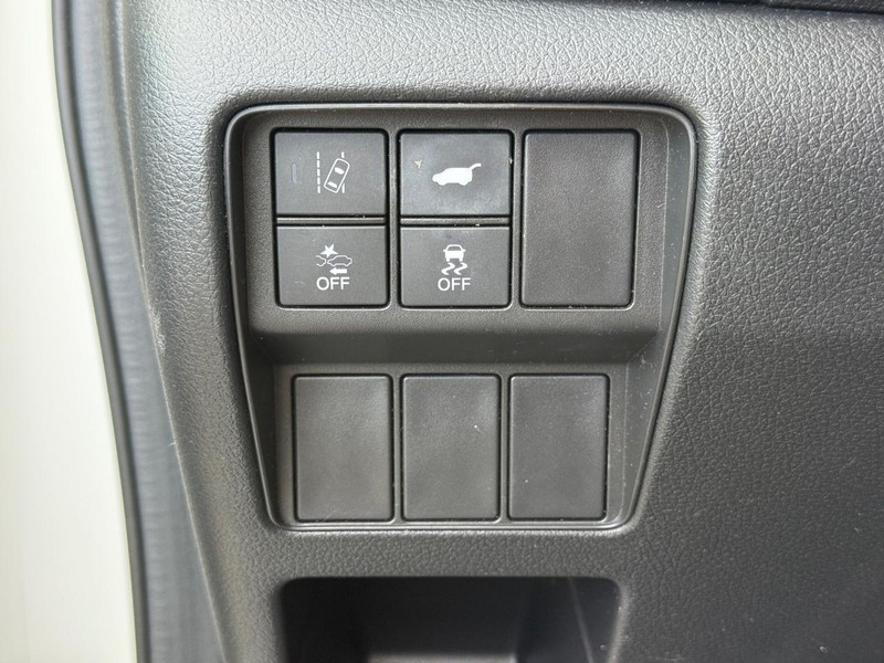 Honda CR-V Vehicle Image 22
