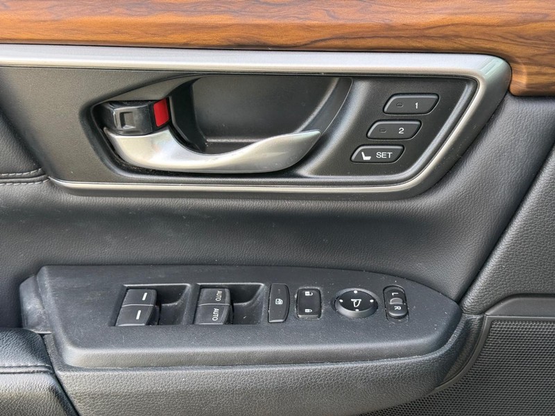 Honda CR-V Vehicle Image 23