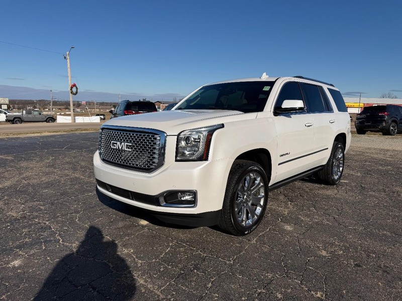 GMC Yukon Vehicle Image 08