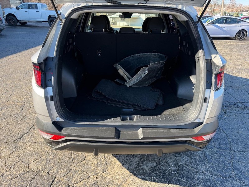 Hyundai Tucson Vehicle Image 05