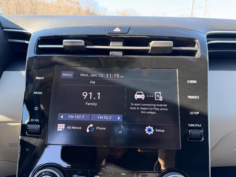 Hyundai Tucson Vehicle Image 12