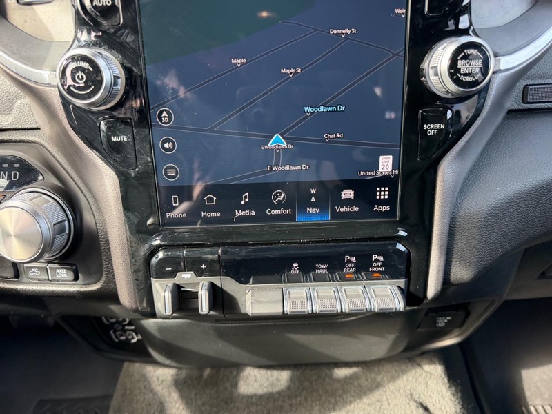 Ram 1500 Vehicle Image 15