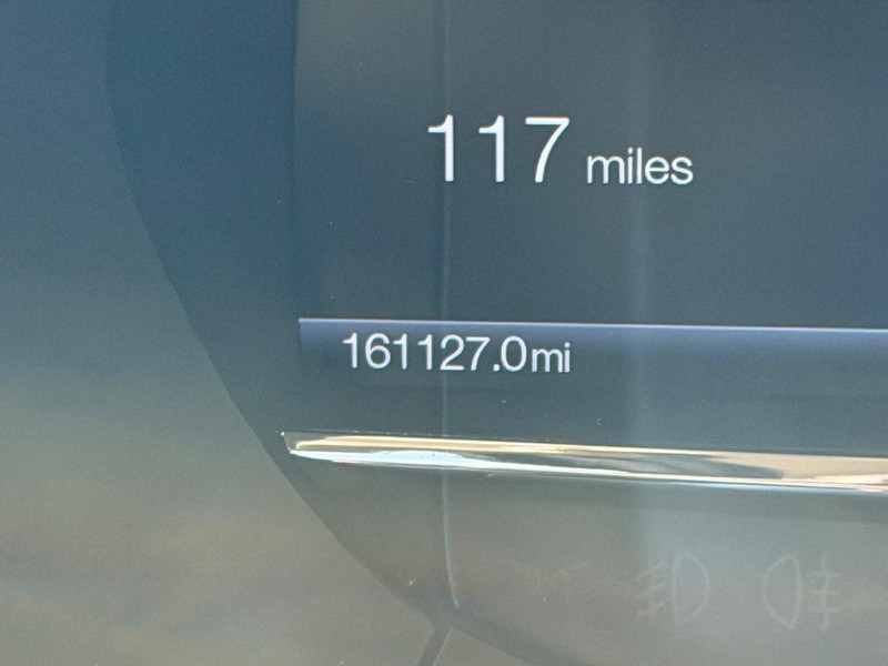 Lincoln Navigator Vehicle Image 23