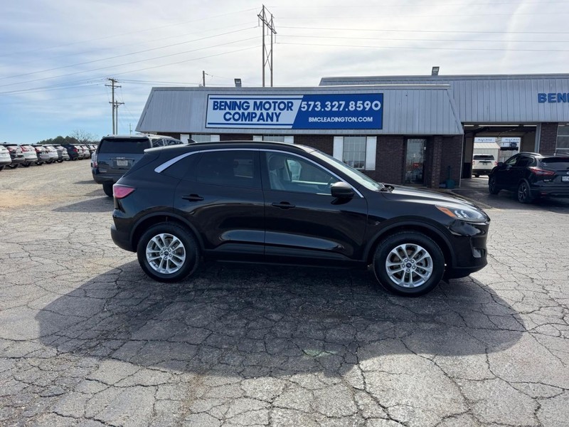 Ford Escape Vehicle Image 02