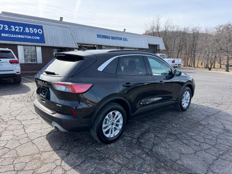 Ford Escape Vehicle Image 03