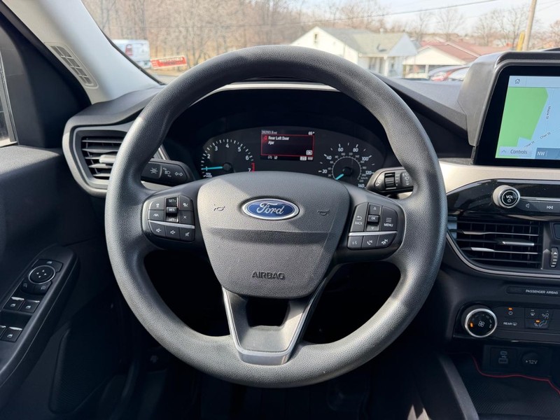 Ford Escape Vehicle Image 10