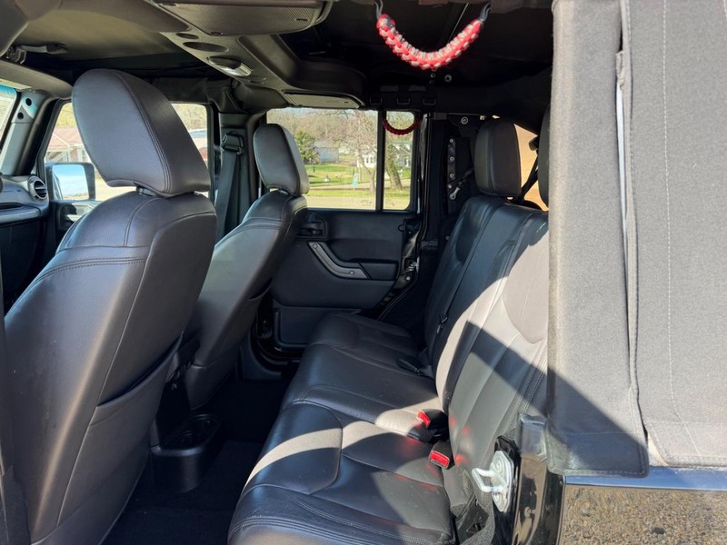 Jeep Wrangler Unlimited Vehicle Image 07