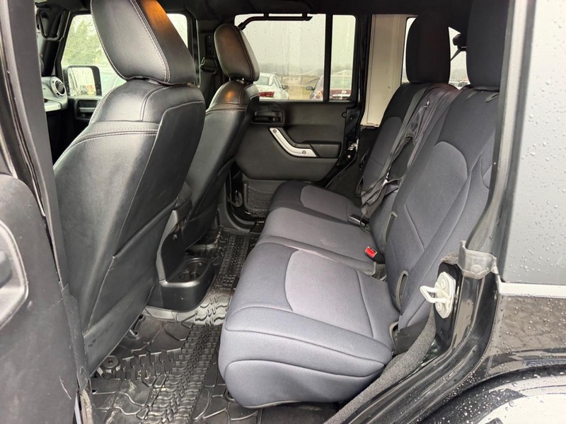 Jeep Wrangler Unlimited Vehicle Image 07