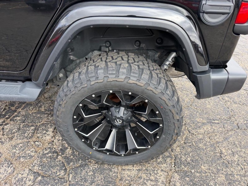 Jeep Wrangler Unlimited Vehicle Image 06