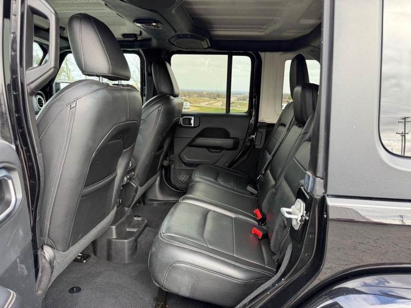 Jeep Wrangler Unlimited Vehicle Image 07