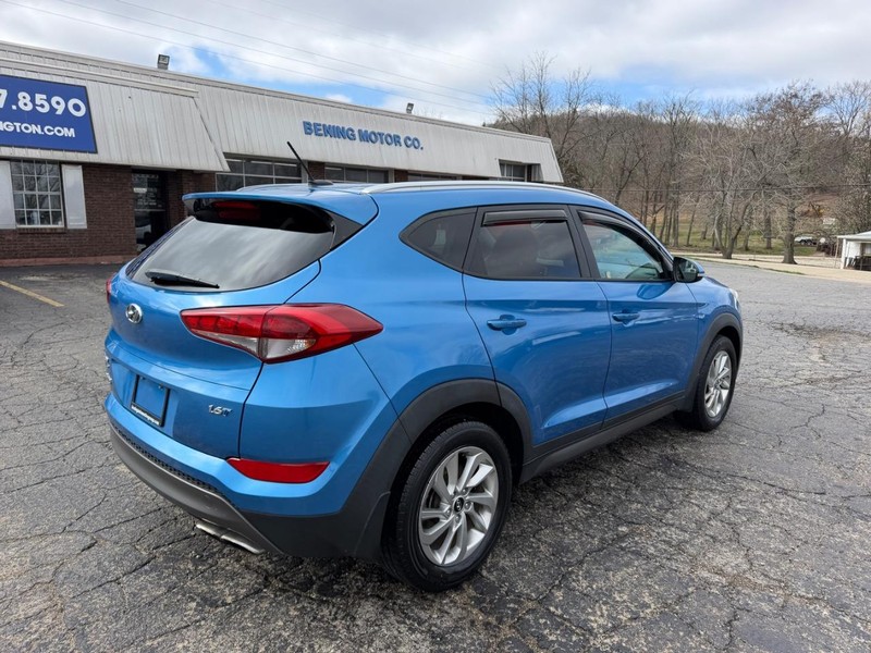 Hyundai Tucson Vehicle Image 03