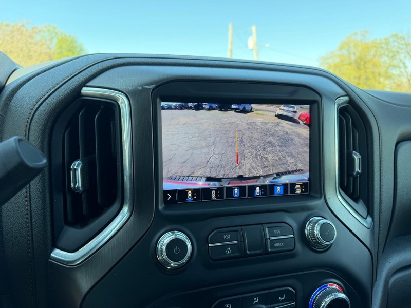 GMC Sierra 2500HD Vehicle Image 20