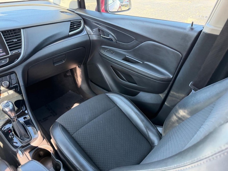 Buick Encore Vehicle Image 15