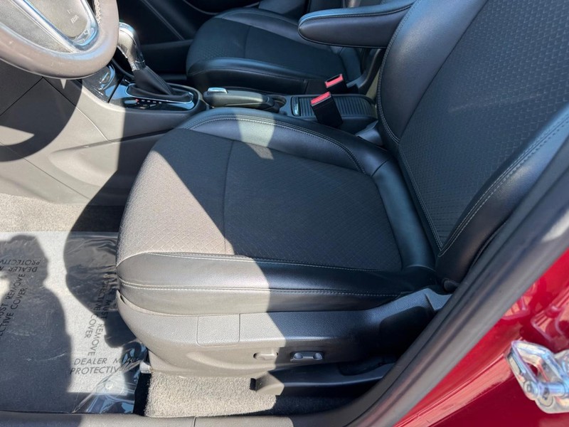 Buick Encore Vehicle Image 17