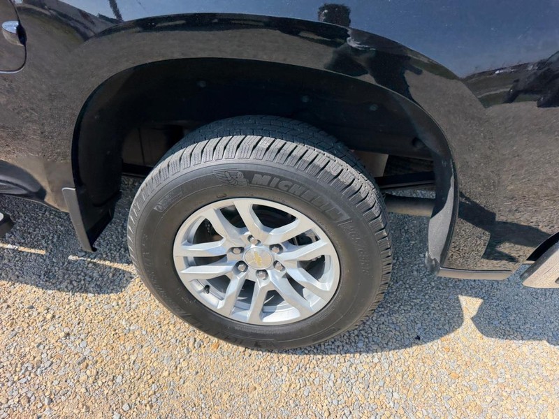 Chevrolet Silverado 1500 Vehicle Image 06