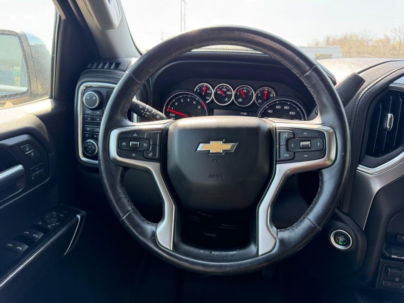 Chevrolet Silverado 1500 Vehicle Image 09