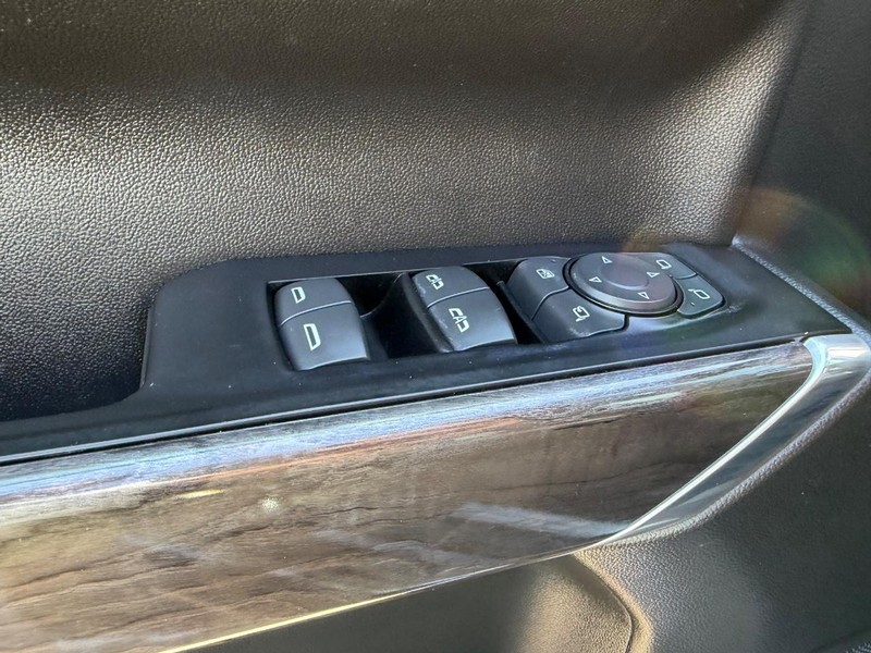 Chevrolet Silverado 1500 Vehicle Image 15