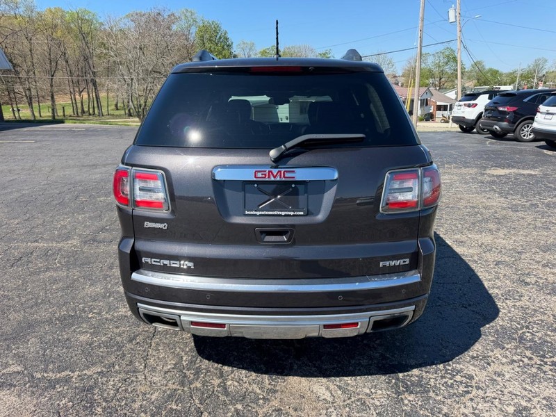 GMC Acadia Vehicle Image 04