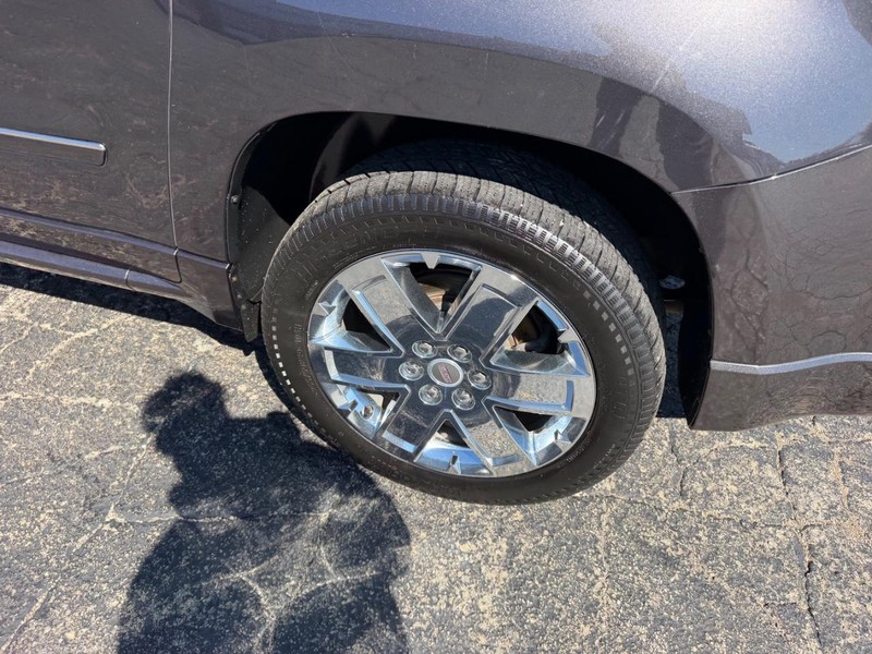 GMC Acadia Vehicle Image 07