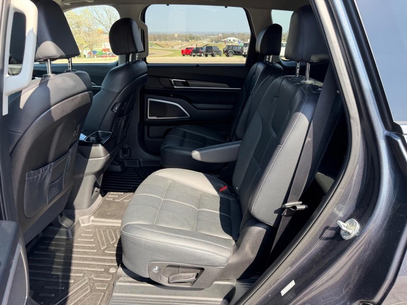 Kia Telluride Vehicle Image 09