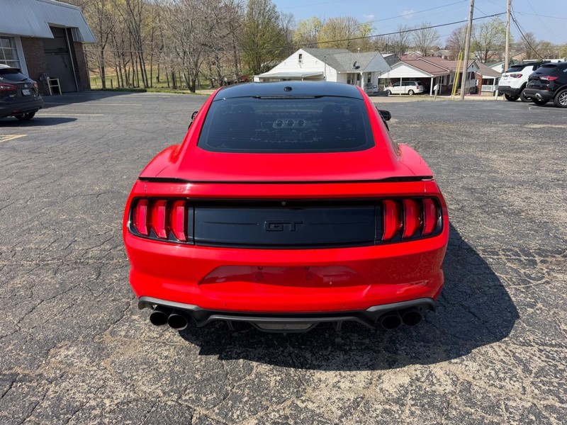 Ford Mustang Vehicle Image 04