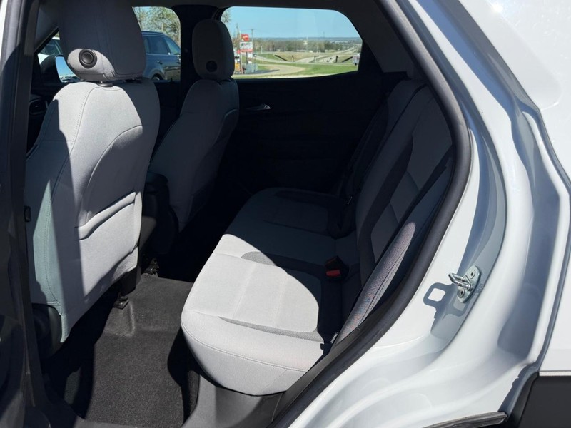 Chevrolet TrailBlazer Vehicle Image 07