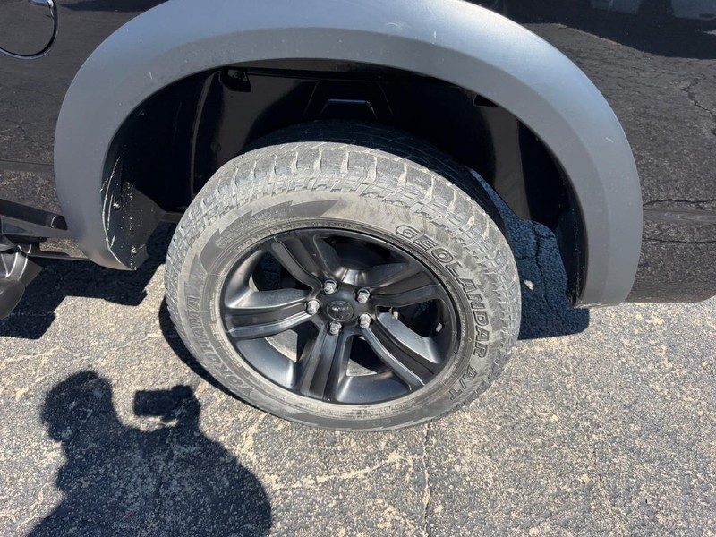 Ram 1500 Classic Vehicle Image 06