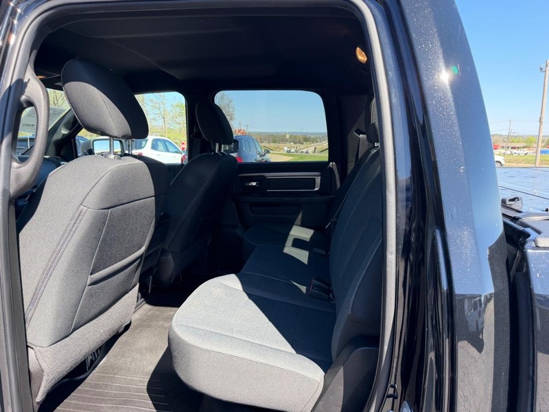 Ram 1500 Classic Vehicle Image 07