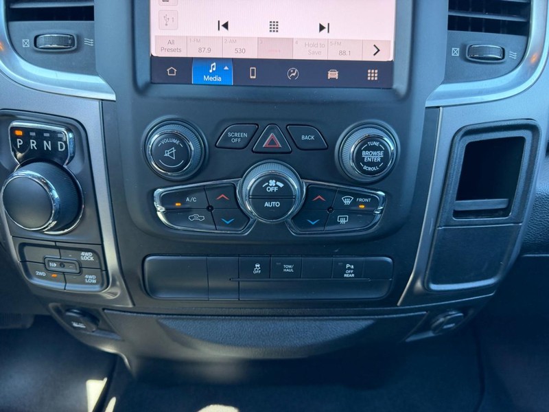 Ram 1500 Classic Vehicle Image 13