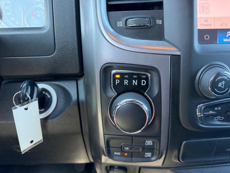 Ram 1500 Classic Vehicle Image 14