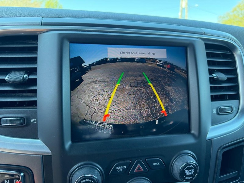 Ram 1500 Classic Vehicle Image 19