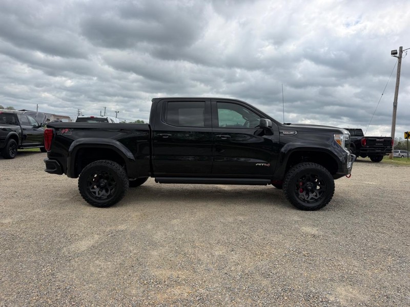 GMC Sierra 1500 Vehicle Image 02