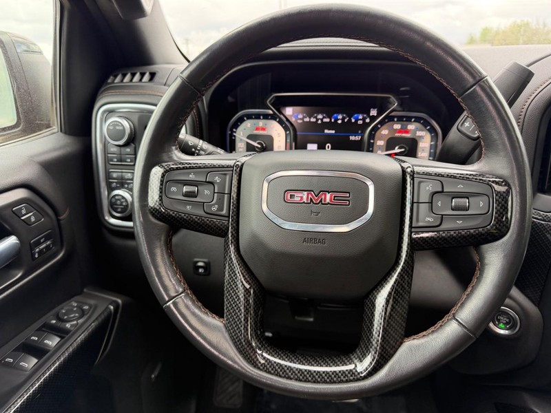 GMC Sierra 1500 Vehicle Image 10