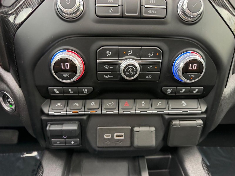 GMC Sierra 1500 Vehicle Image 14