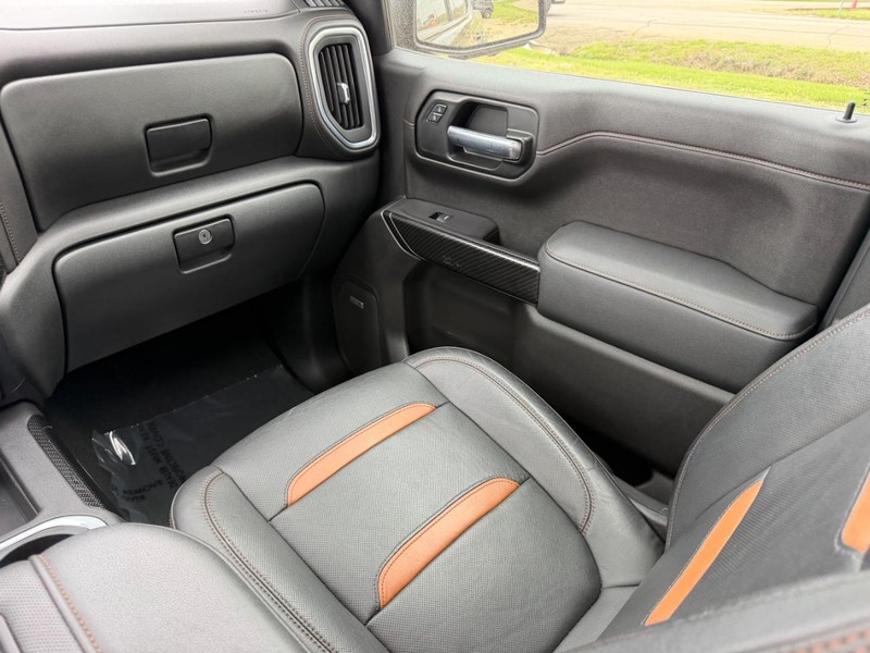 GMC Sierra 1500 Vehicle Image 15