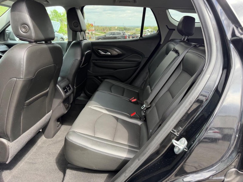 GMC Terrain Vehicle Image 08