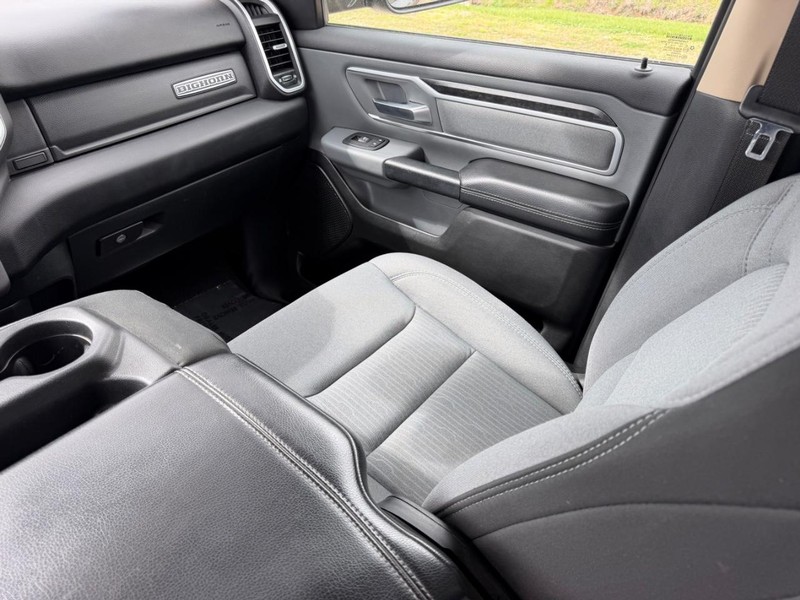 Ram 1500 Vehicle Image 15