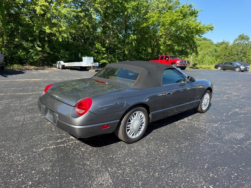 Ford Thunderbird Vehicle Image 03