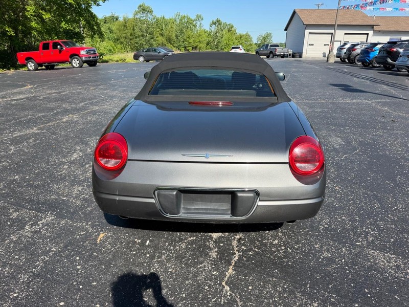 Ford Thunderbird Vehicle Image 04