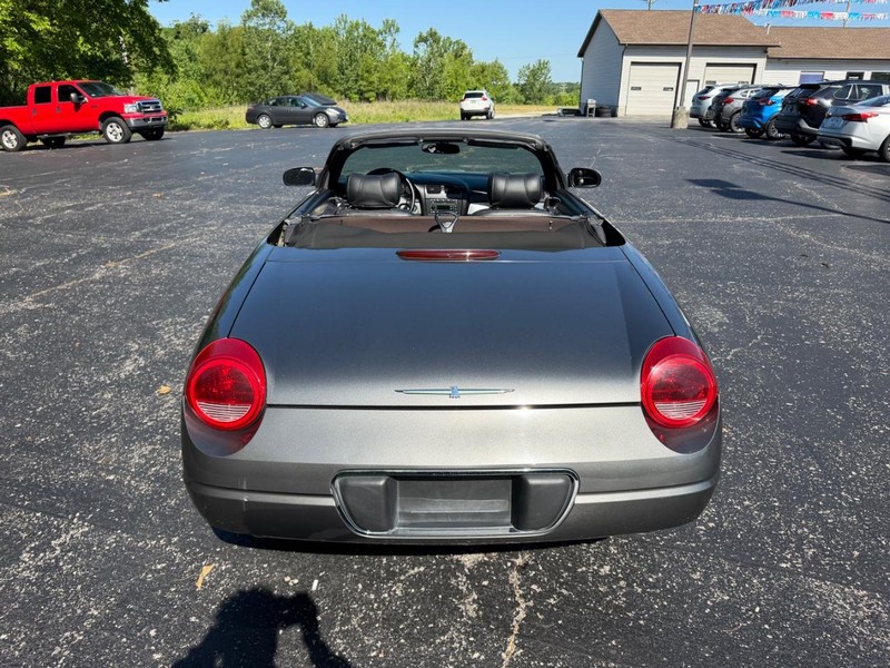 Ford Thunderbird Vehicle Image 09